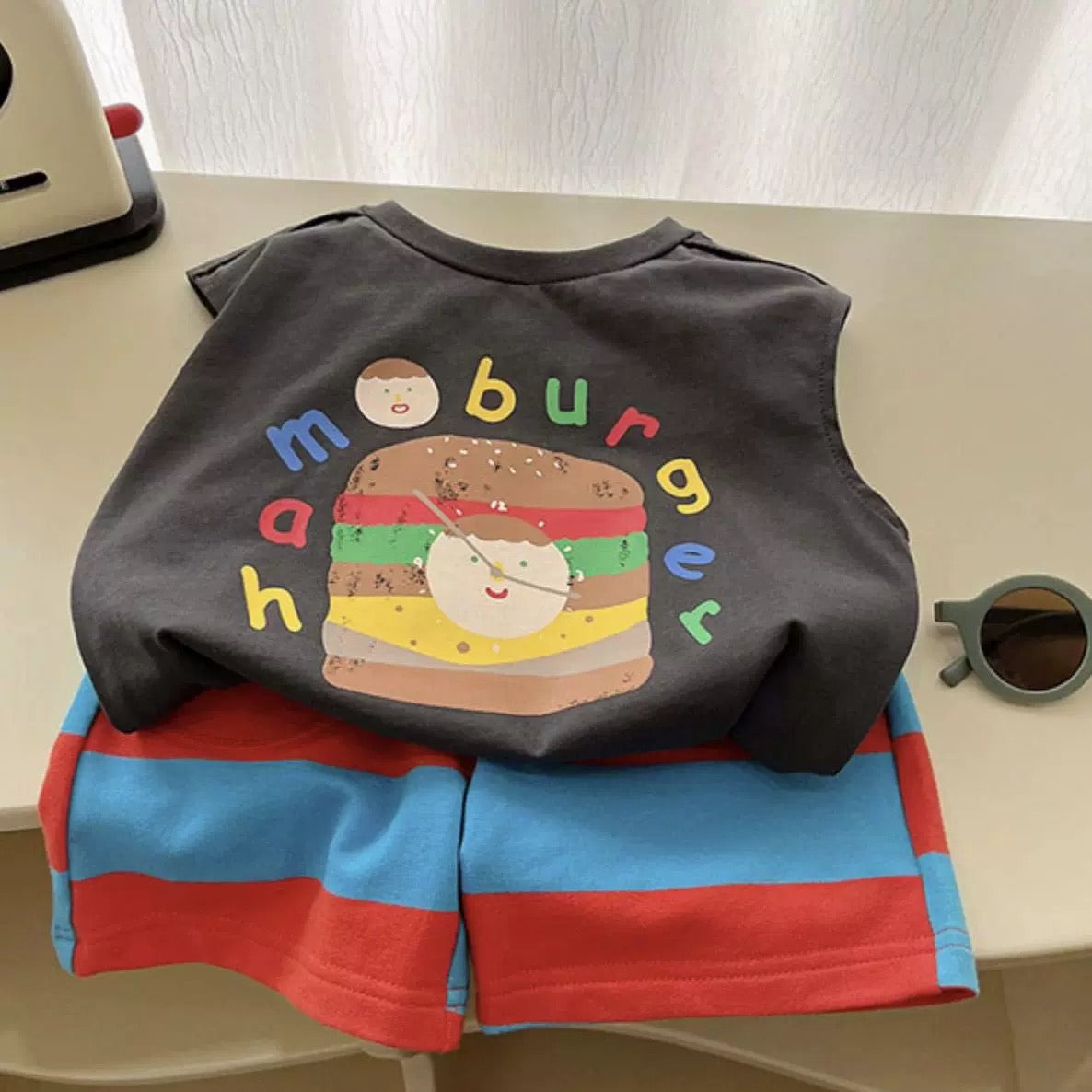 Cheerful Burger Sets